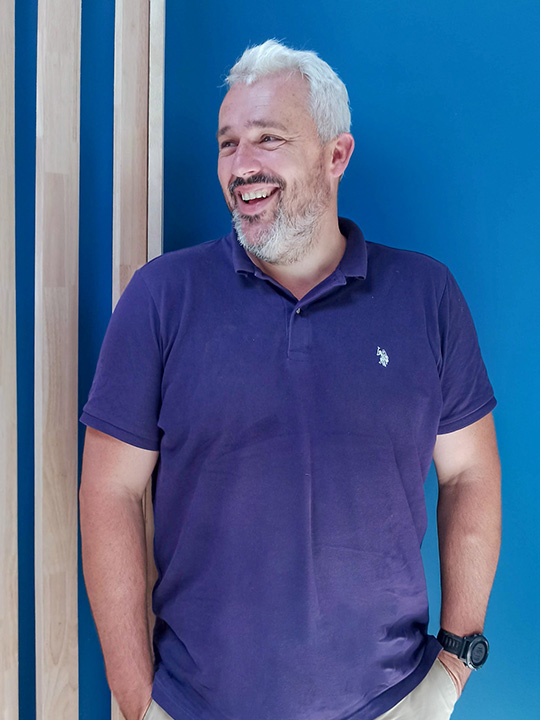 Fred, fondateur et responsable événementiel de PitxuEvent, standiste sur mesure