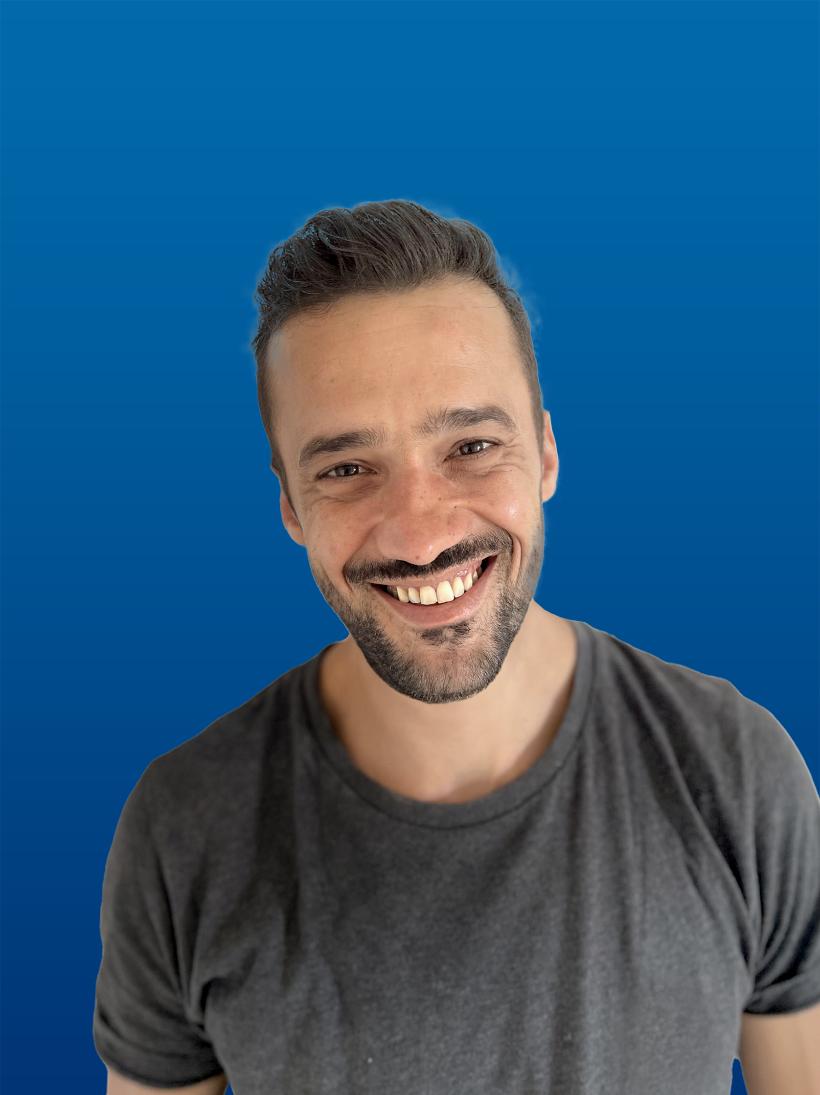 Mika, chef monteur de PitxuEvent, standiste sur mesure
