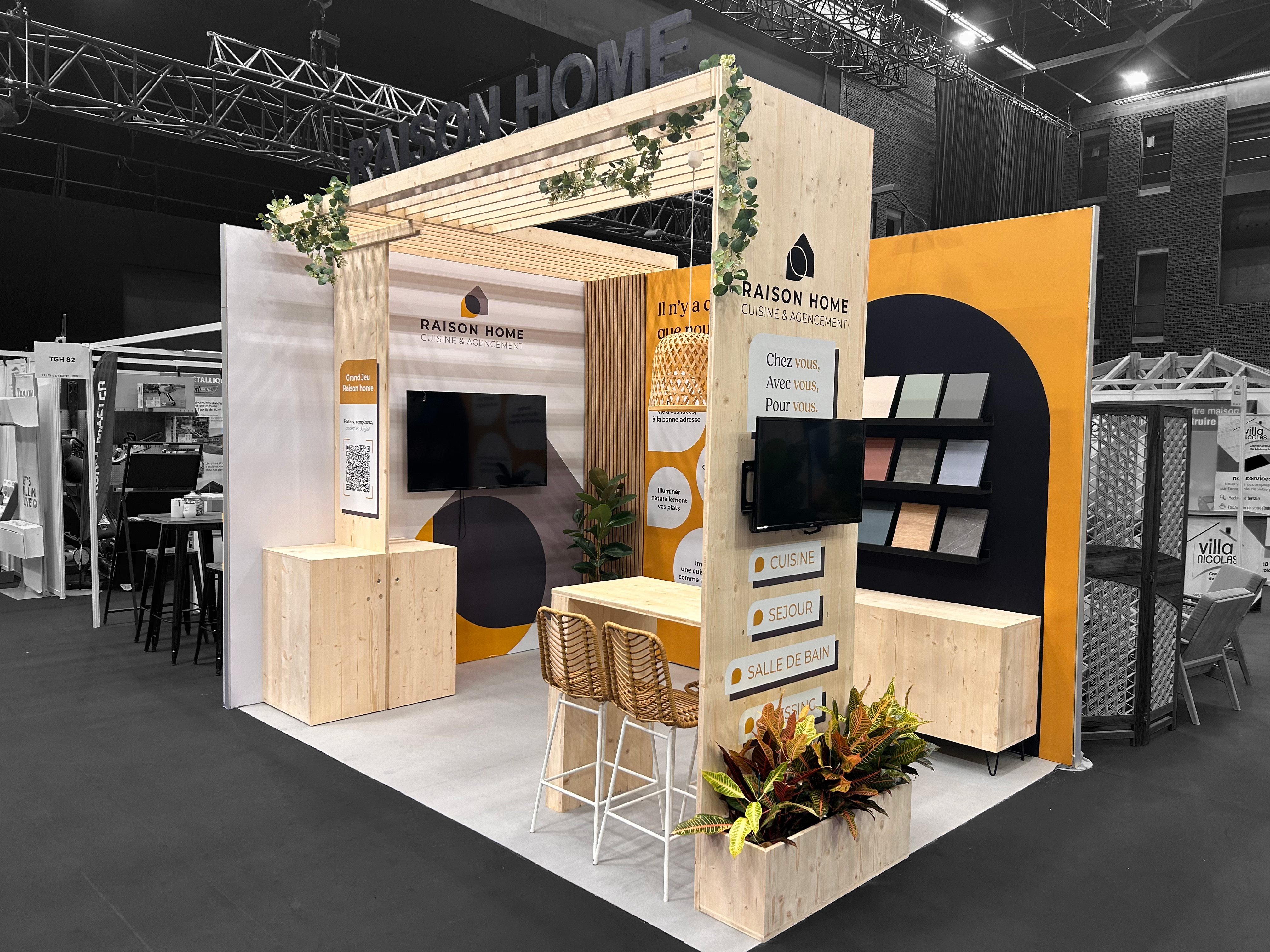 Design stand pour Raison Home pour le salon de l'habitat, stand sur mesure pour événement à Paris.