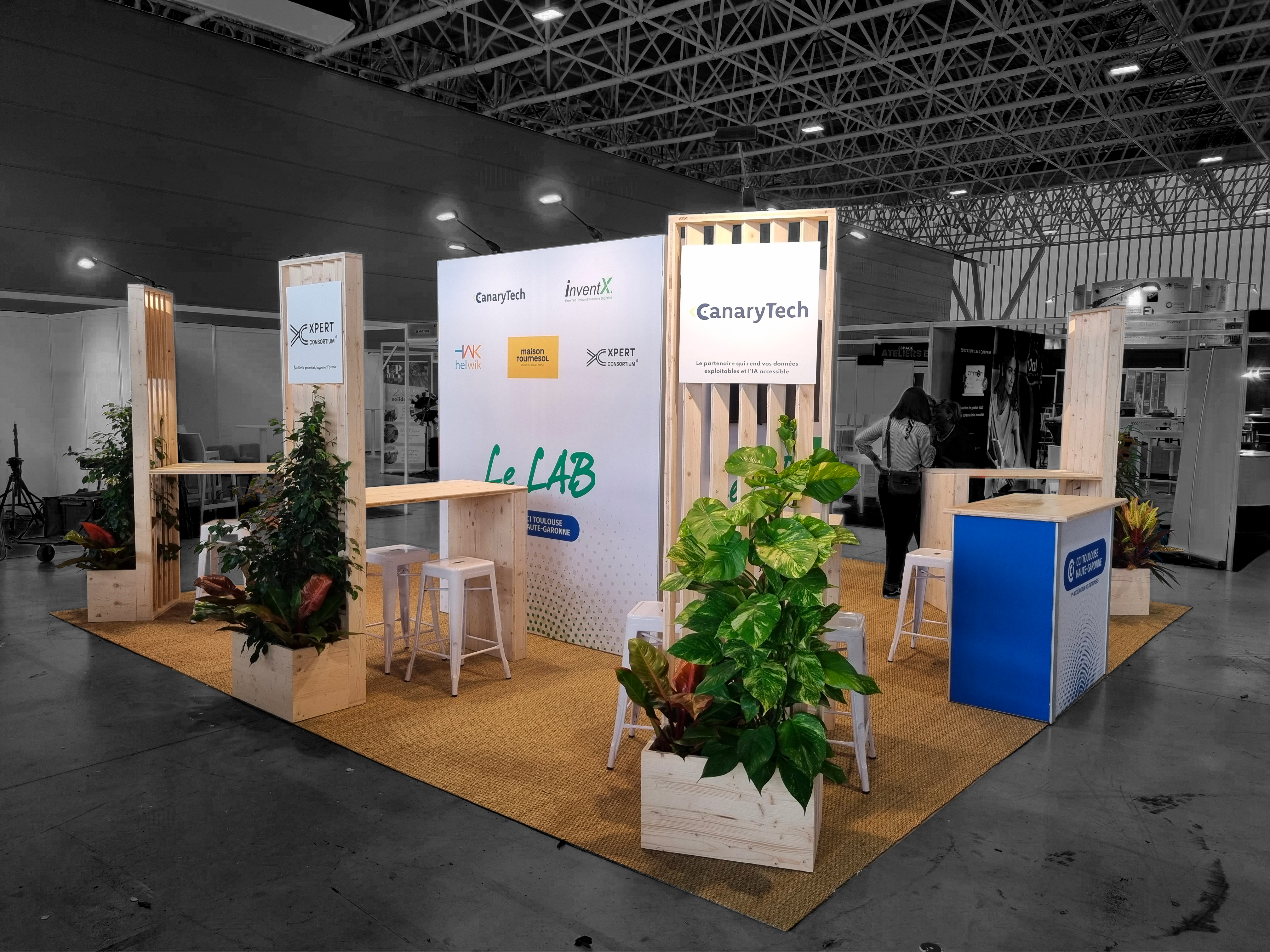 Stand sur mesure pour la CCI de Toulouse à l'occasion d'un salon professionnel.